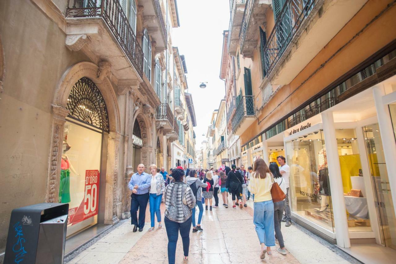 Italianflat - Via Mazzini Apartment Verona Ngoại thất bức ảnh